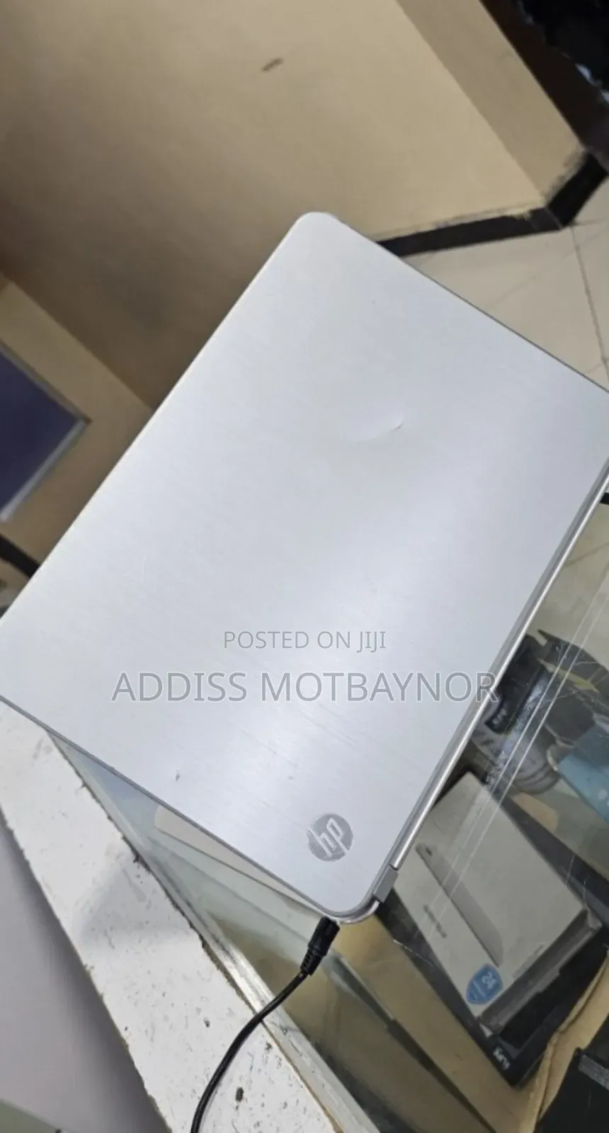New Laptop HP Spectre 4GB Intel Core I5 SSD 128GB