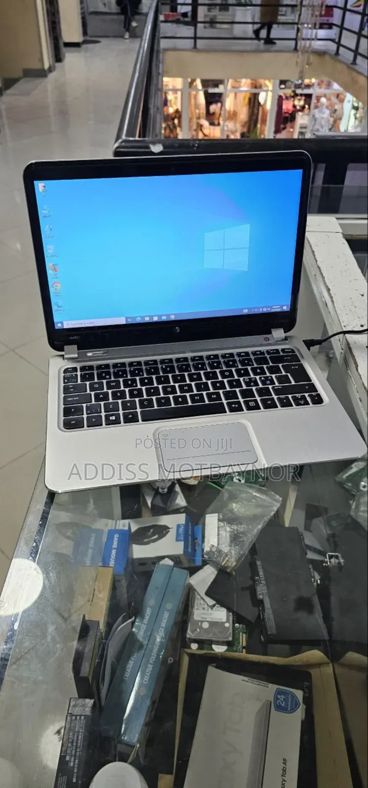 New Laptop HP Spectre 4GB Intel Core I5 SSD 128GB