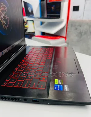 New Laptop MSI GF63 16GB Intel Core I5 SSD 512GB