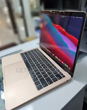 New Laptop Apple MacBook Air 2019 8GB Intel Core I5 SSD 256GB