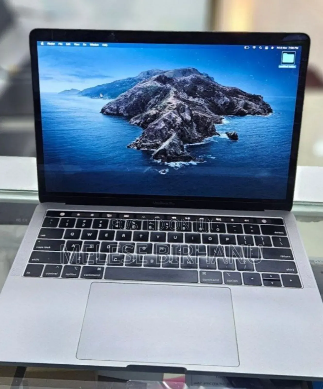 New Laptop Apple MacBook Pro 2020 8GB Intel Core I5 SSD 256GB