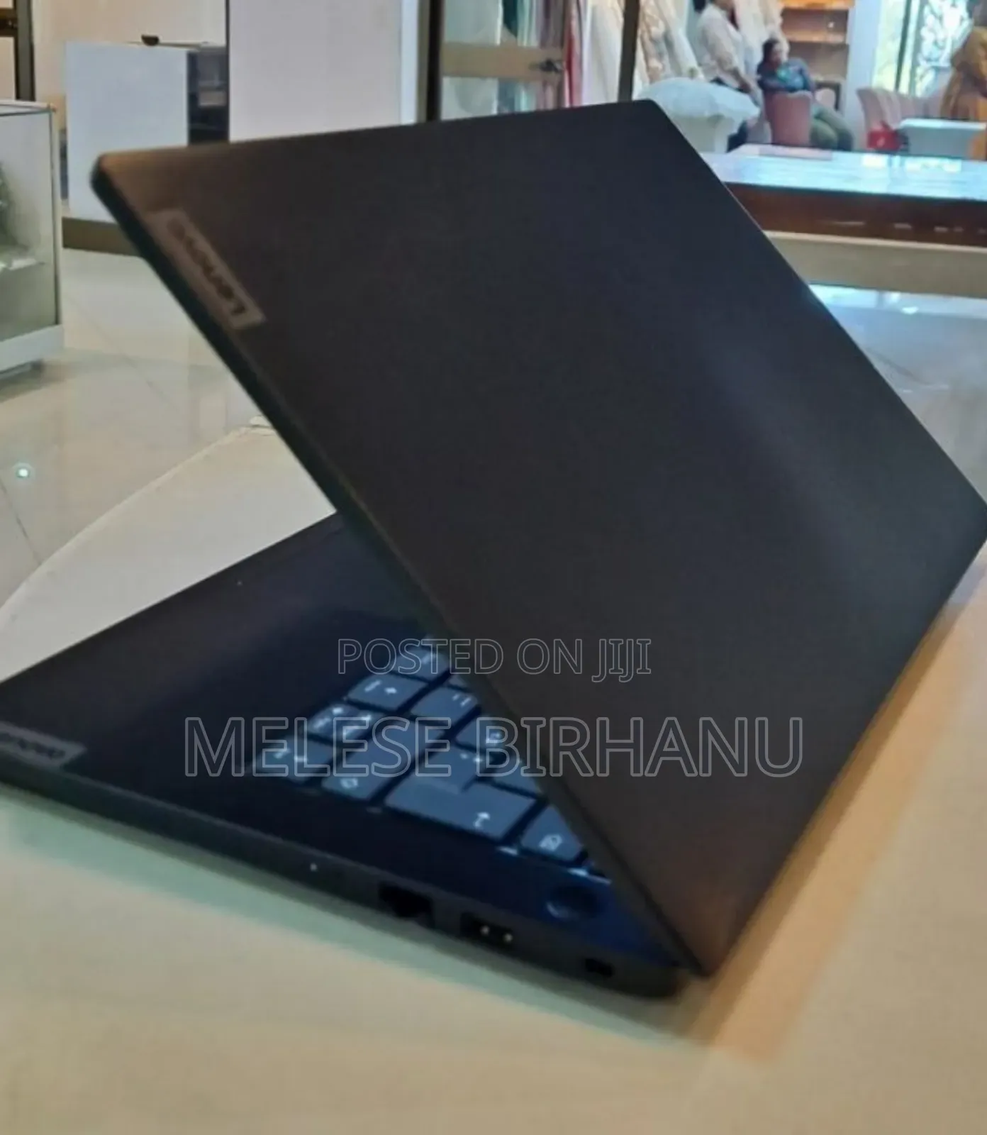 New Laptop Lenovo IdeaPad 300 8GB AMD Ryzen 3 SSD 256GB