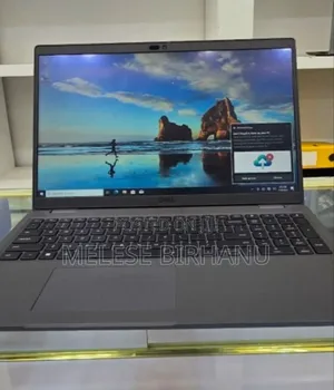 Photo - New Laptop Dell Latitude 3540 8GB Intel Core I7 SSD 256GB