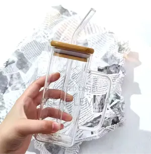 Glass Drinking Mug With Straw