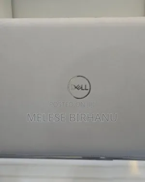 Photo - New Laptop Dell Precision 3561 16GB Intel Core I7 SSD 256GB