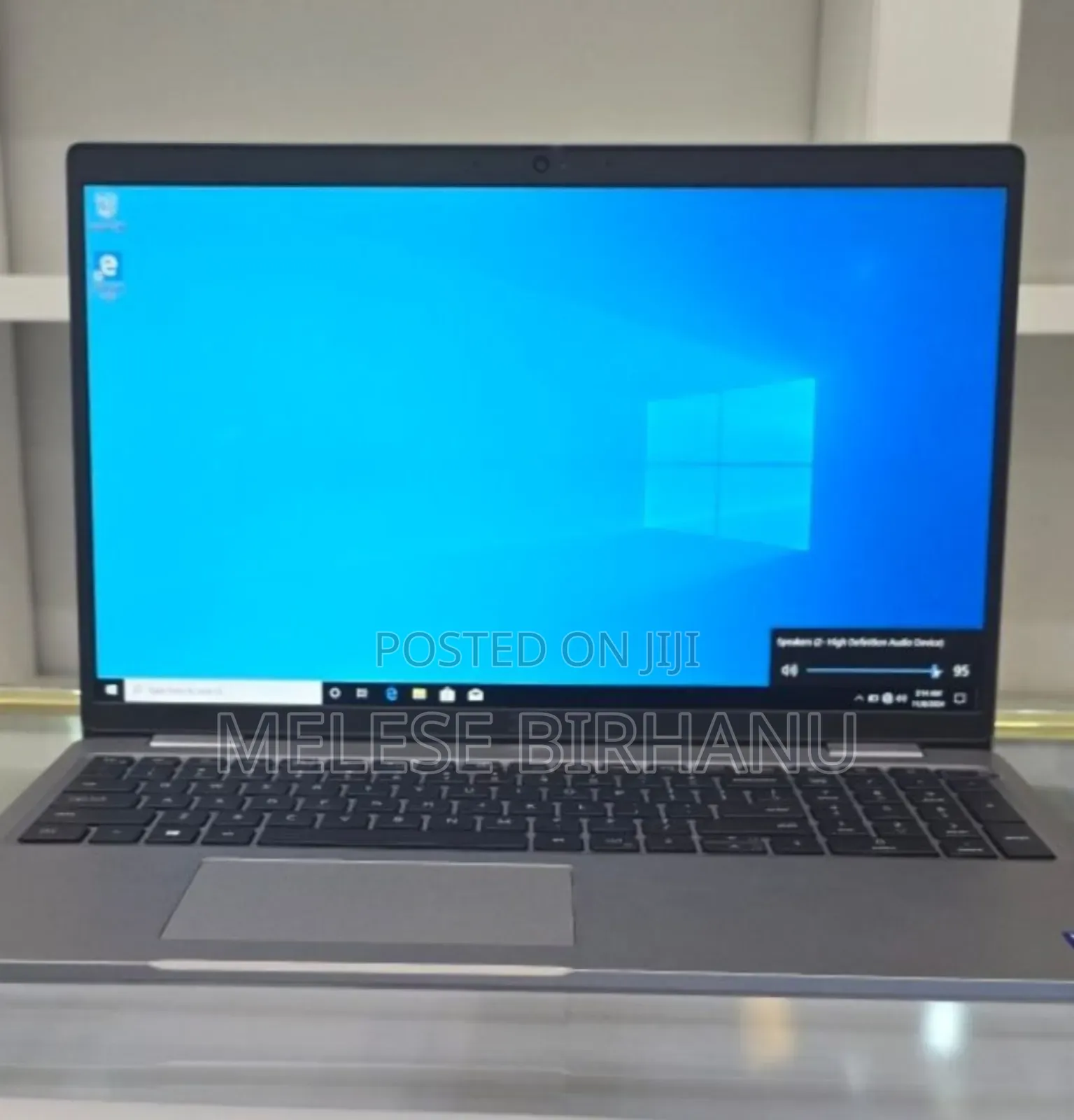 New Laptop Dell Precision 3561 16GB Intel Core I7 SSD 256GB