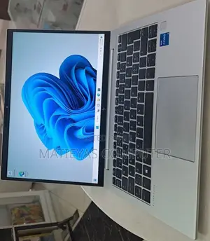 New Laptop HP EliteBook 830 G9 16GB Intel Core I5 SSD 512GB