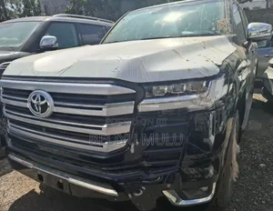 New Toyota Land Cruiser 2024 Black