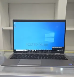 Photo - New Laptop Dell Precision 3561 16GB Intel Core I7 SSD 256GB