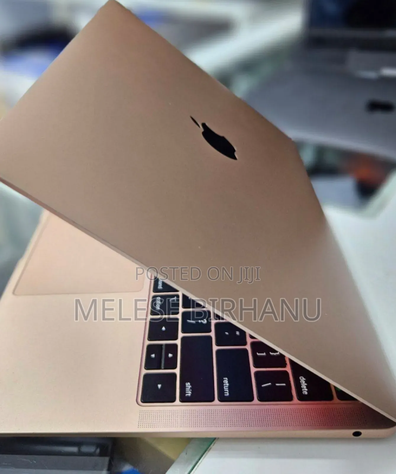 New Laptop Apple MacBook Air 2019 8GB Intel Core I5 SSD 256GB