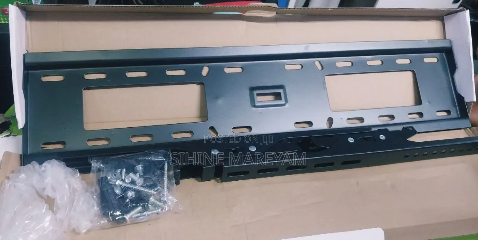 Full Motion TV Wall Mount for 37" to 84" TVS