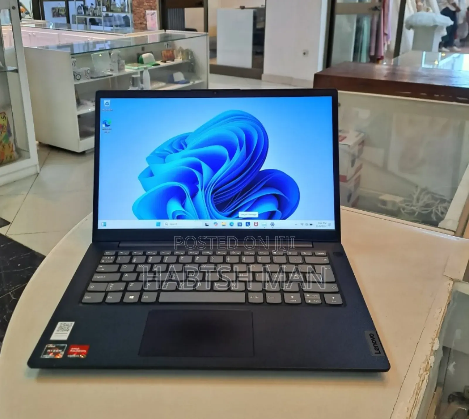 New Laptop Lenovo Ideapad 3 8GB AMD Ryzen 3 SSD 256GB