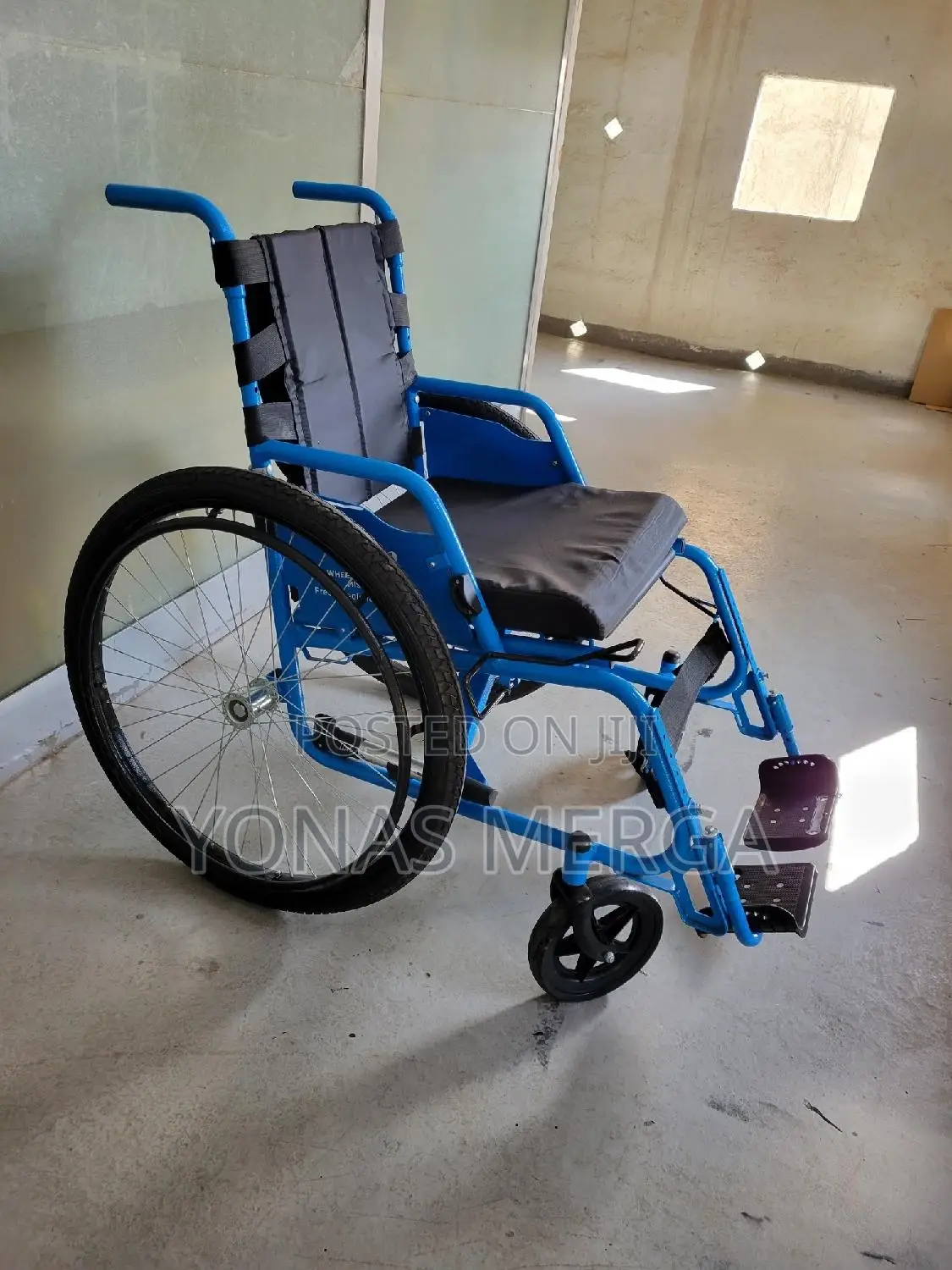 Wider Wheelchair፩0fighter Wheelchair፮ለኮረኮንች:ትልቅጎማwheelchair