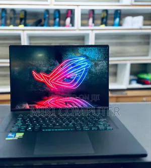 New Laptop Asus ROG Strix G15 16GB Intel Core I9 SSD 1T