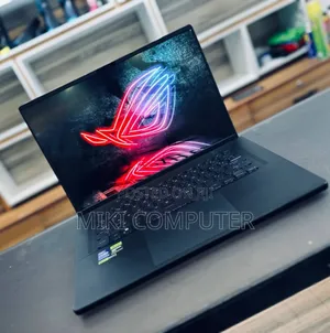 New Laptop Asus ROG Strix G15 16GB Intel Core I9 SSD 1T