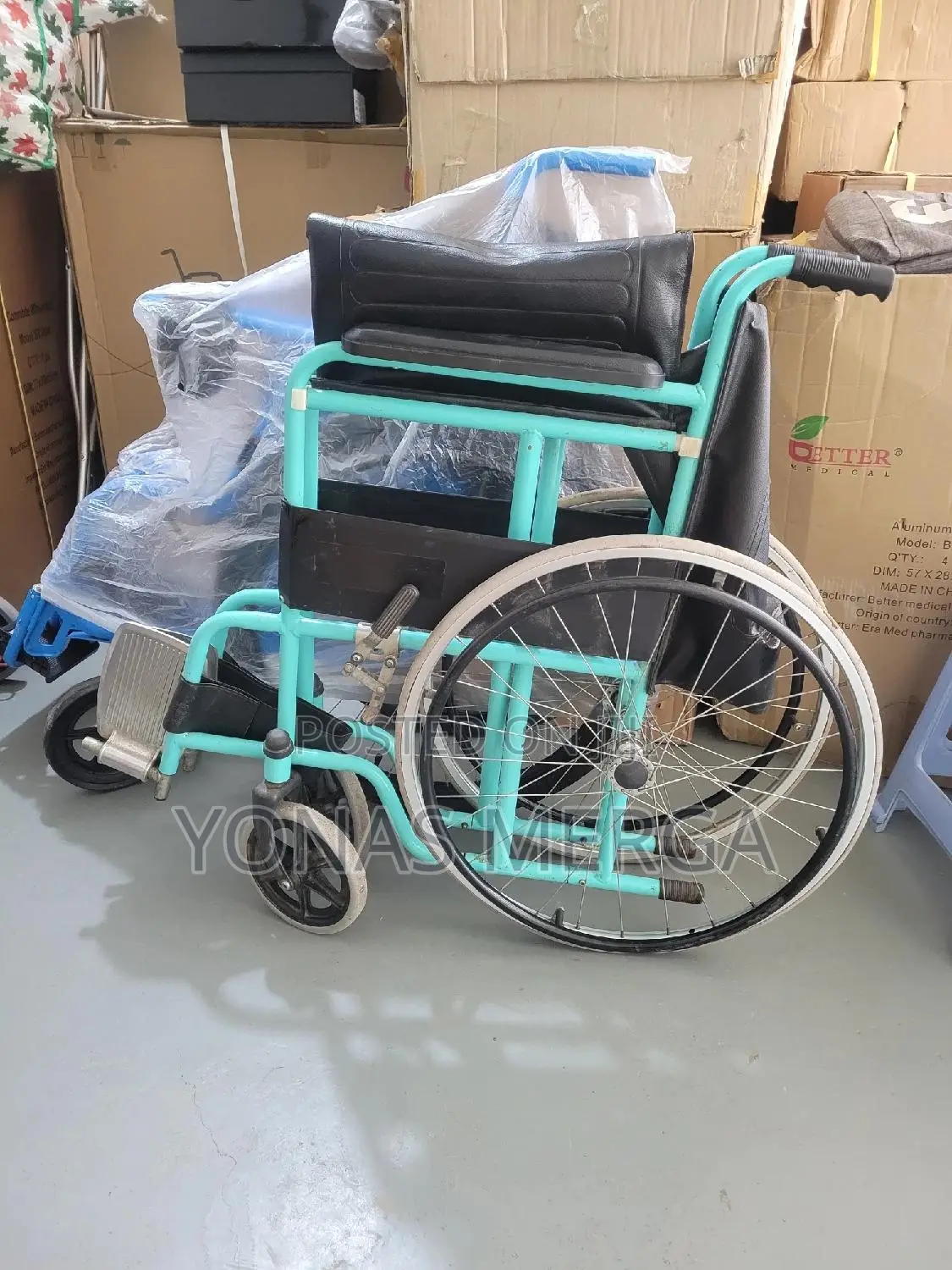 Used Wheelchair Easy to Push W/ Solid Yet Lightweight/Stable