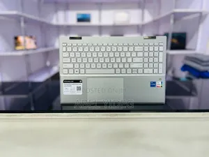 New Laptop HP Pavilion X360 8GB Intel Core I5 SSD 512GB