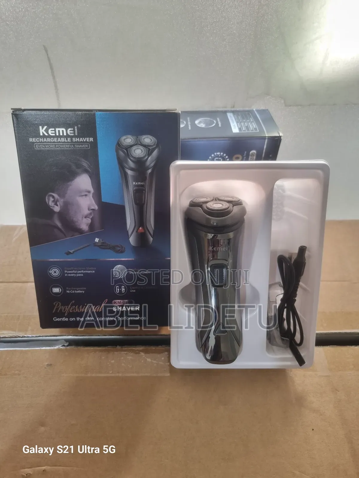 Kemei Shaver
