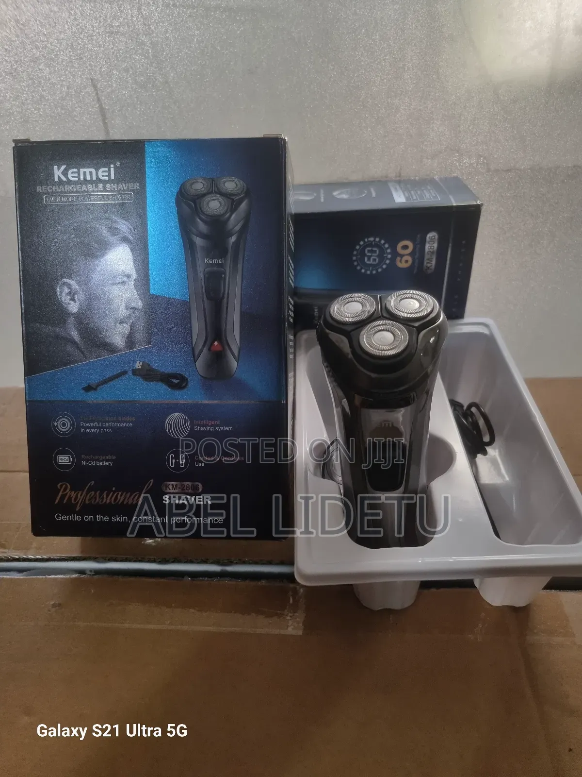 Rechargable Kemei Shaver