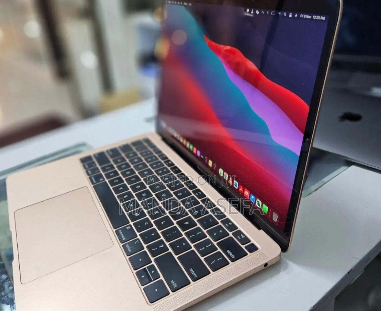 New Laptop Apple MacBook Air 2019 8GB Intel Core I5 SSD 256GB