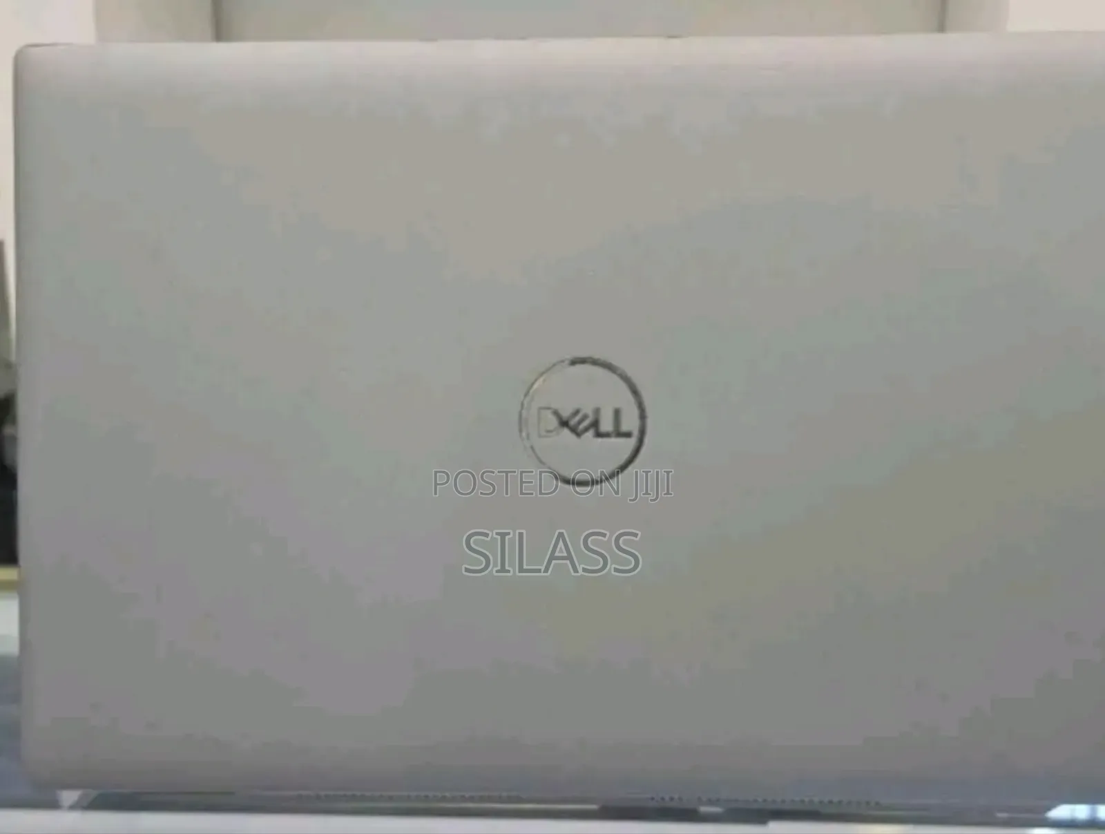 New Laptop Dell Precision 3561 16GB Intel Core I7 SSD 256GB