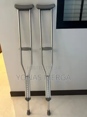 Photo - Clutche1-2x)Crutches●₩Bilateral Crutches8welcome to View/Try
