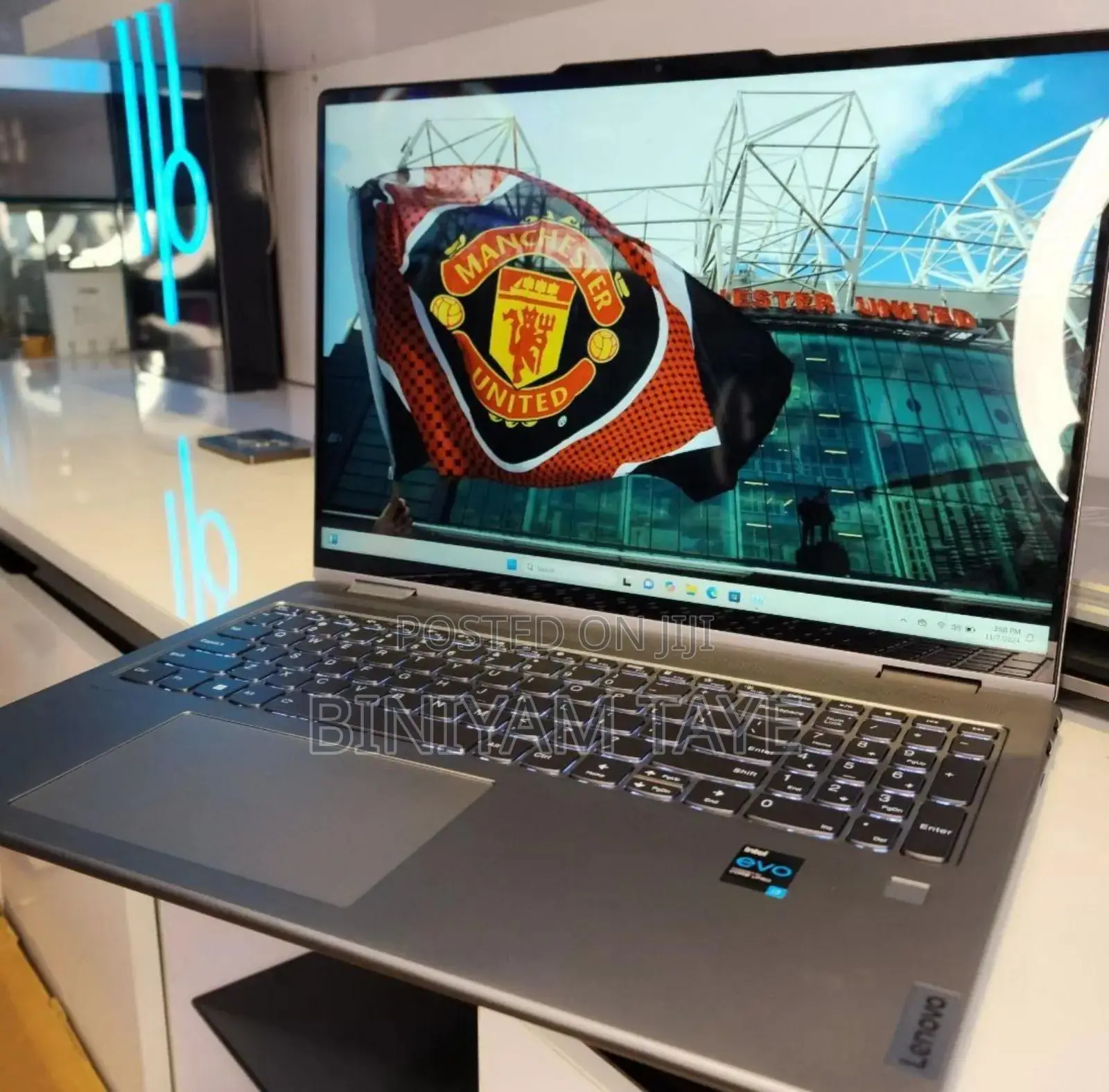 New Laptop Lenovo IdeaPad Yoga 13 16GB Intel Core I7 SSD 512GB