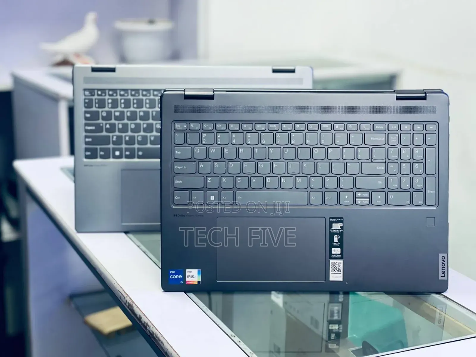 New Laptop Lenovo Yoga 710 16GB Intel Core I7 SSD 512GB