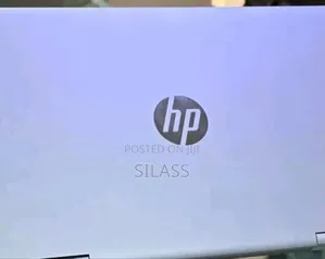 New Laptop HP Envy X360 8GB Intel Core I5 SSD 512GB