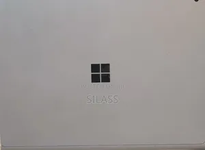 New Laptop Microsoft Surface 8GB Intel Core I5 SSD 256GB