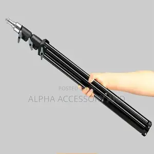 Photo - Strong Aluminum Adjustable Tripod