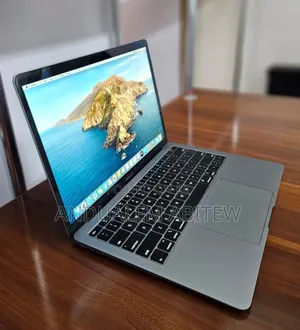 New Laptop Apple MacBook Air 2019 8GB Intel Core I5 SSD 128GB