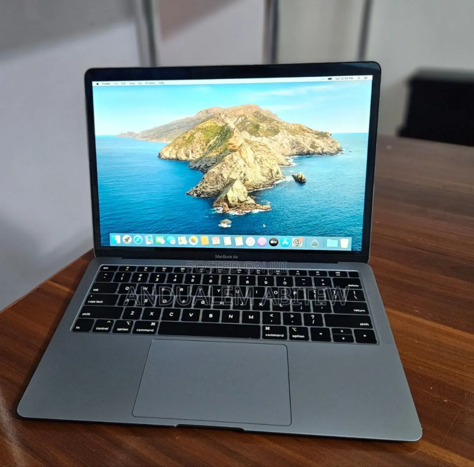 New Laptop Apple MacBook Air 2019 8GB Intel Core I5 SSD 128GB