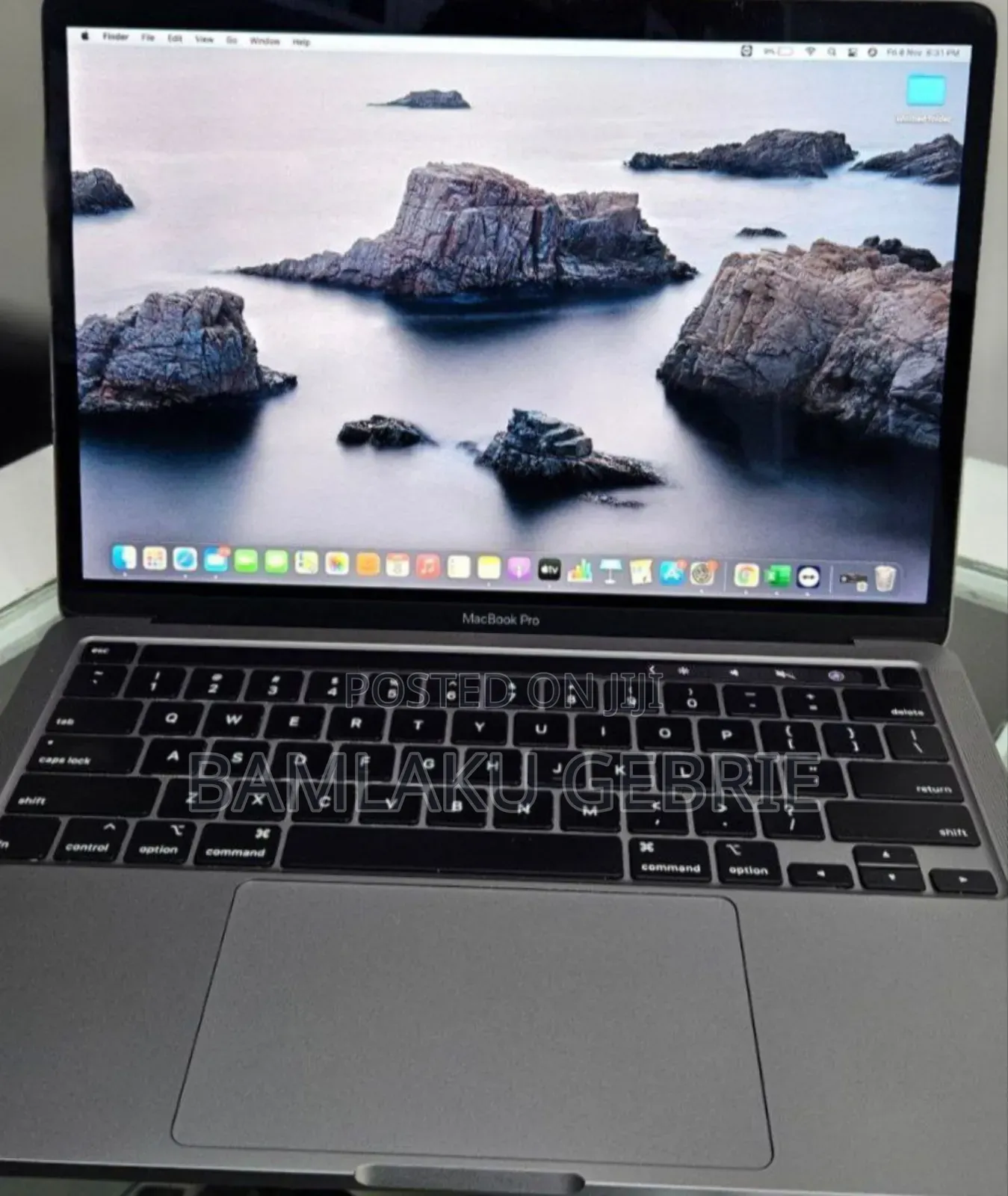 New Laptop Apple MacBook Pro 2019 8GB Intel Core I5 SSD 256GB