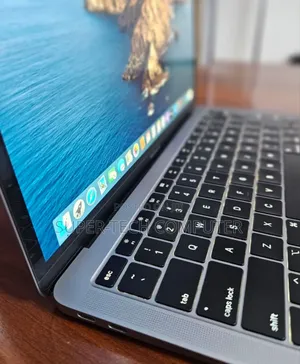 New Laptop Apple MacBook Air 2019 8GB Intel Core I5 SSD 128GB