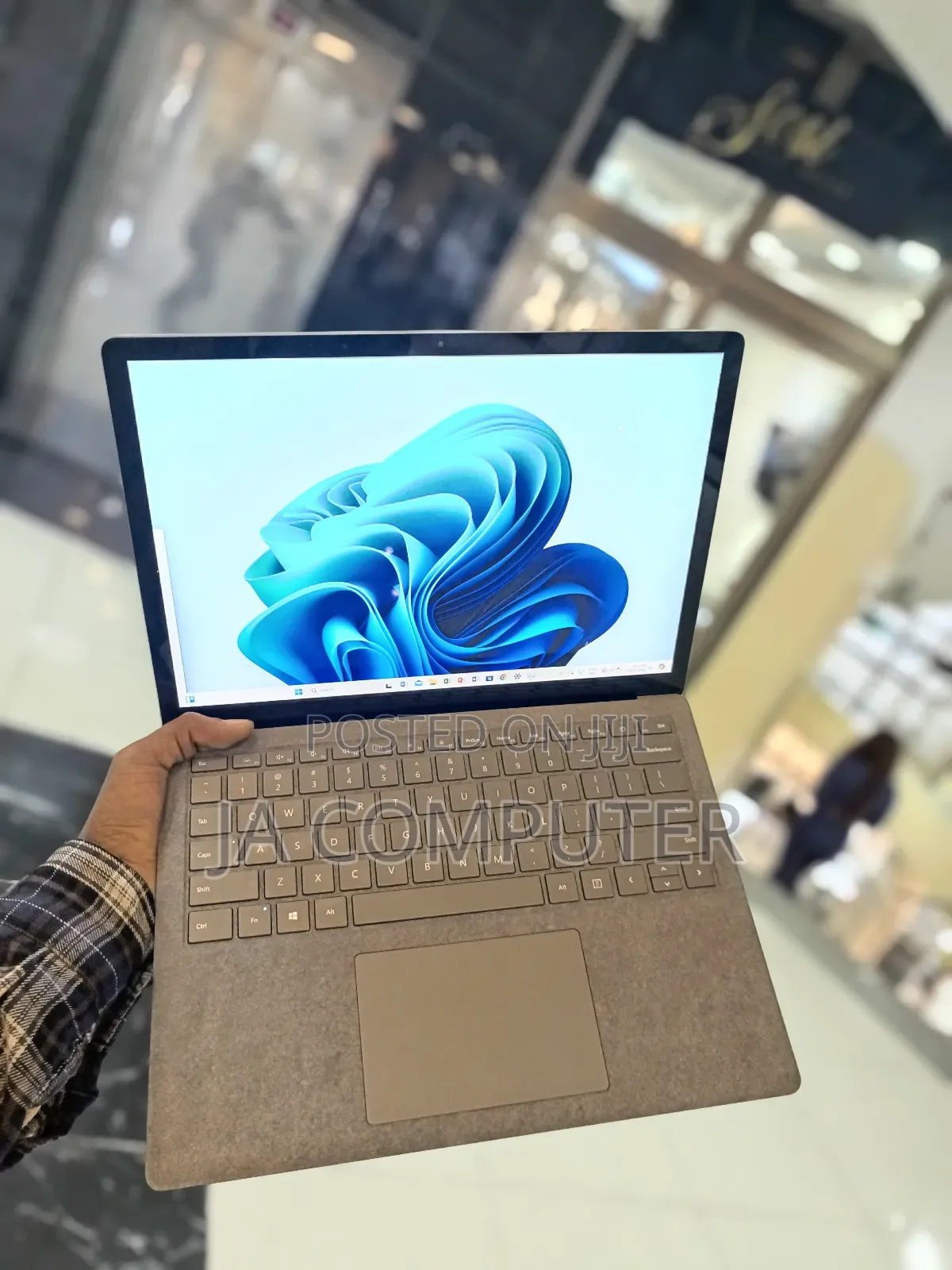 New Laptop Microsoft Surface 3 16GB Intel Core I7 SSD 512GB