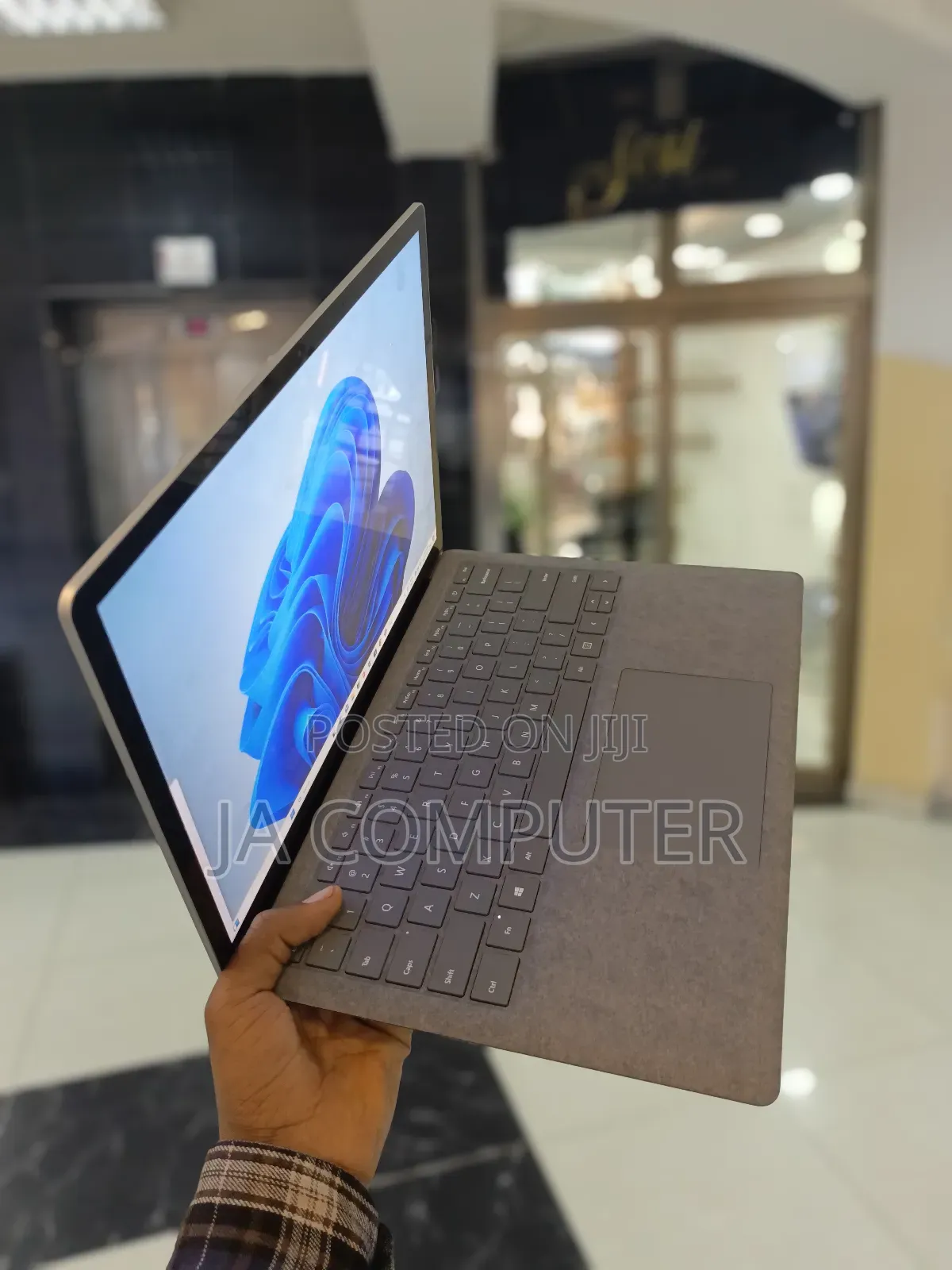 New Laptop Microsoft Surface 3 16GB Intel Core I7 SSD 512GB