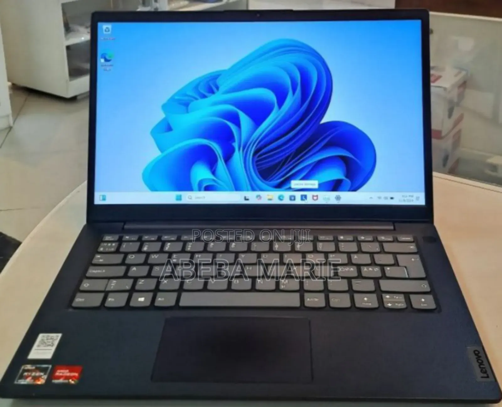 New Laptop Lenovo Ideapad 3 8GB AMD Ryzen 3 SSD 256GB