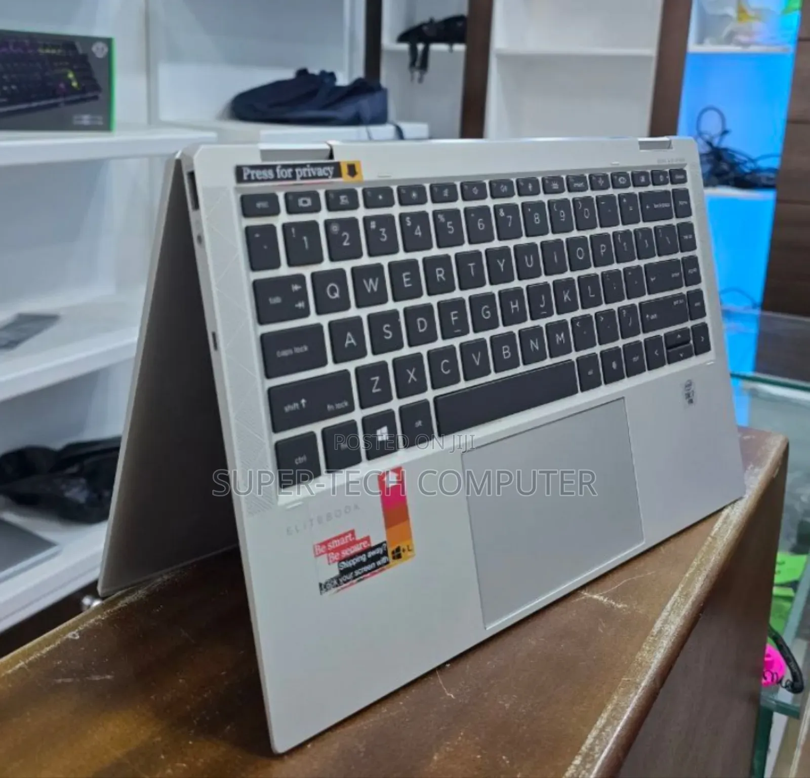 New Laptop HP EliteBook X360 1040 G7 16GB Intel Core I7 SSD 512GB