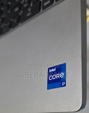 New Laptop Dell Precision 3561 16GB Intel Core I7 SSD 256GB