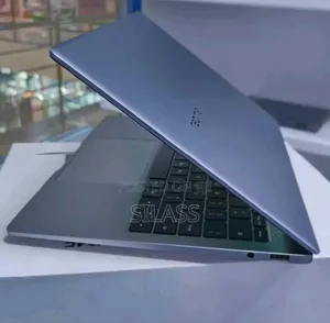 New Laptop 16GB Intel Core I5 SSD 512GB