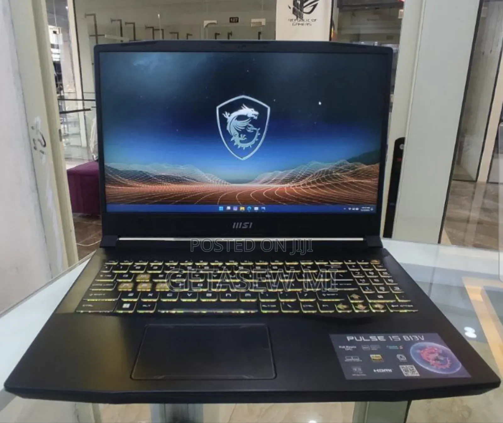 New Laptop MSI Pulse GL66 8GB Intel Core I9 SSD 1T