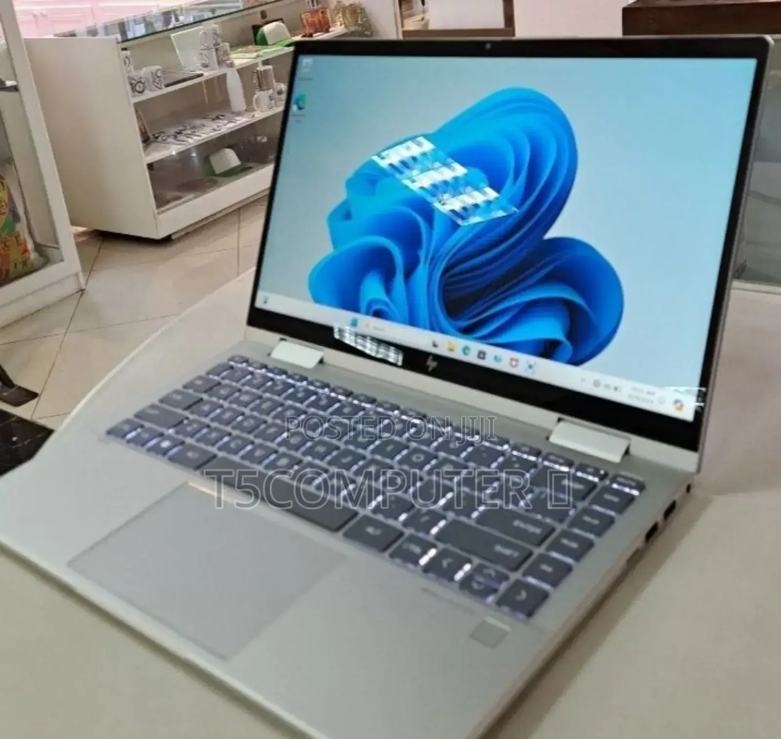 New Laptop HP Envy X360 16GB Intel Core I7 SSD 1T