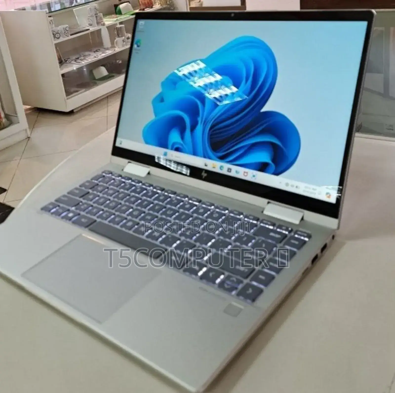 New Laptop HP Envy X360 16GB Intel Core I7 SSD 1T