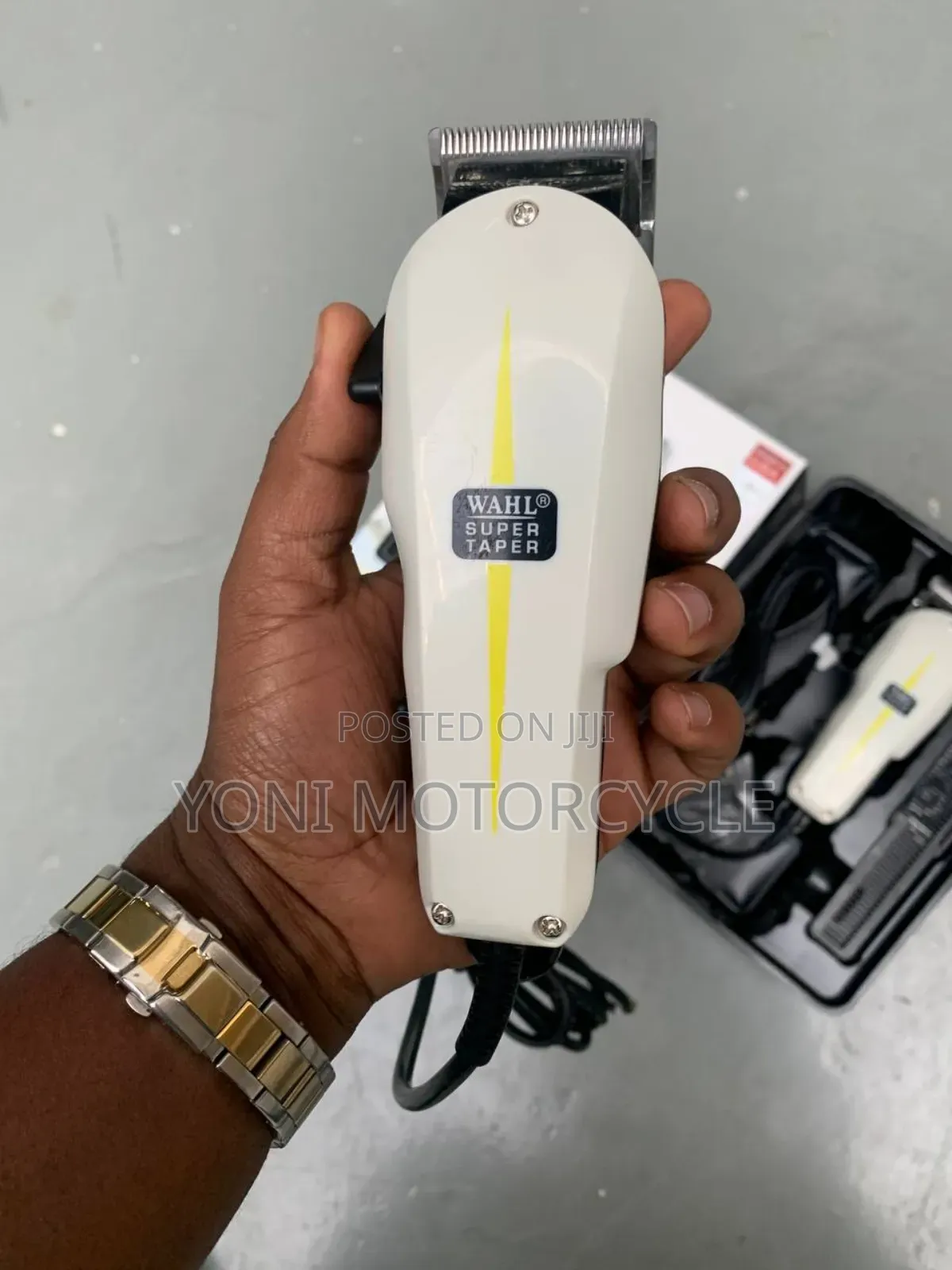 Wahl Clipper
ለፀጉር ቤት እና ለስራ የሚሆን አስተማማኝ ማሽ