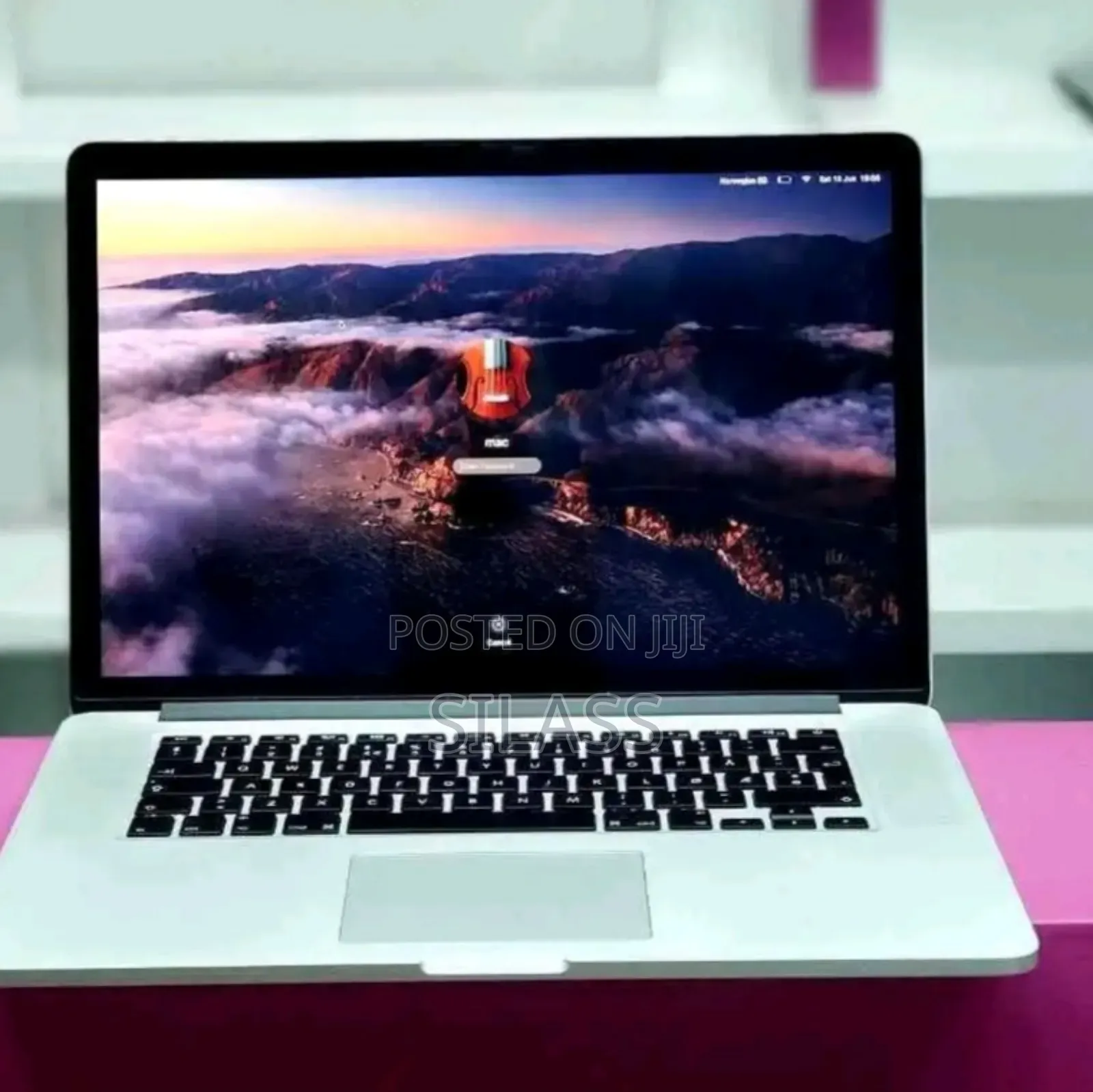 New Laptop Apple MacBook Pro 2015 16GB Intel Core I7 SSD 512GB