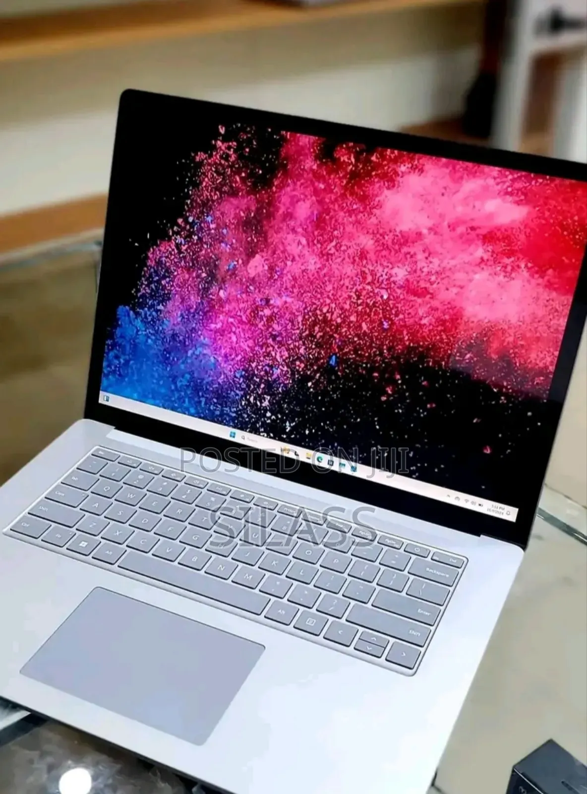 New Laptop Microsoft Surface 8GB AMD Ryzen 7 SSD 512GB