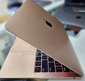 New Laptop Apple MacBook Air 2019 8GB Intel Core I5 SSD 256GB