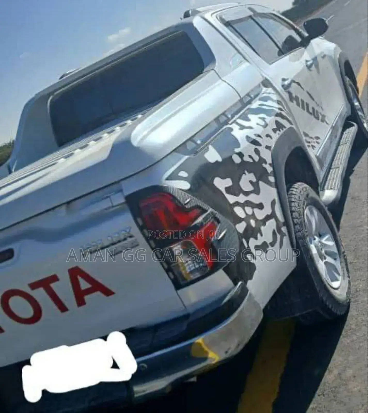 Toyota Hilux 2019 White