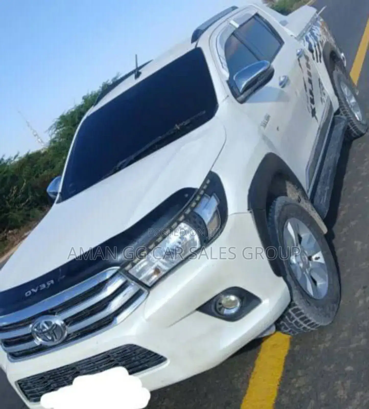 Toyota Hilux 2019 White